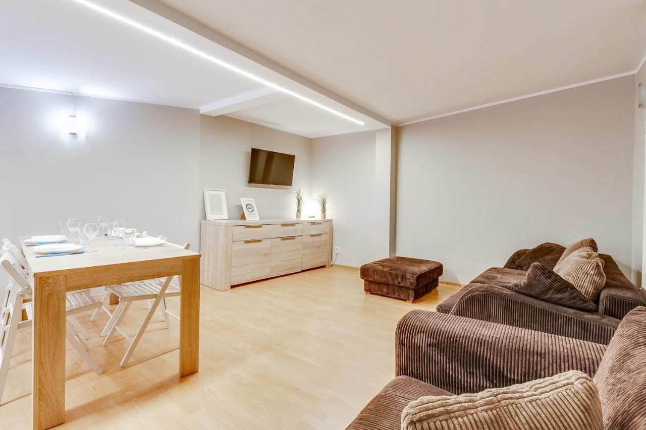 Apartament Poddasze Przy Palmiarni Gliwice Exterior photo