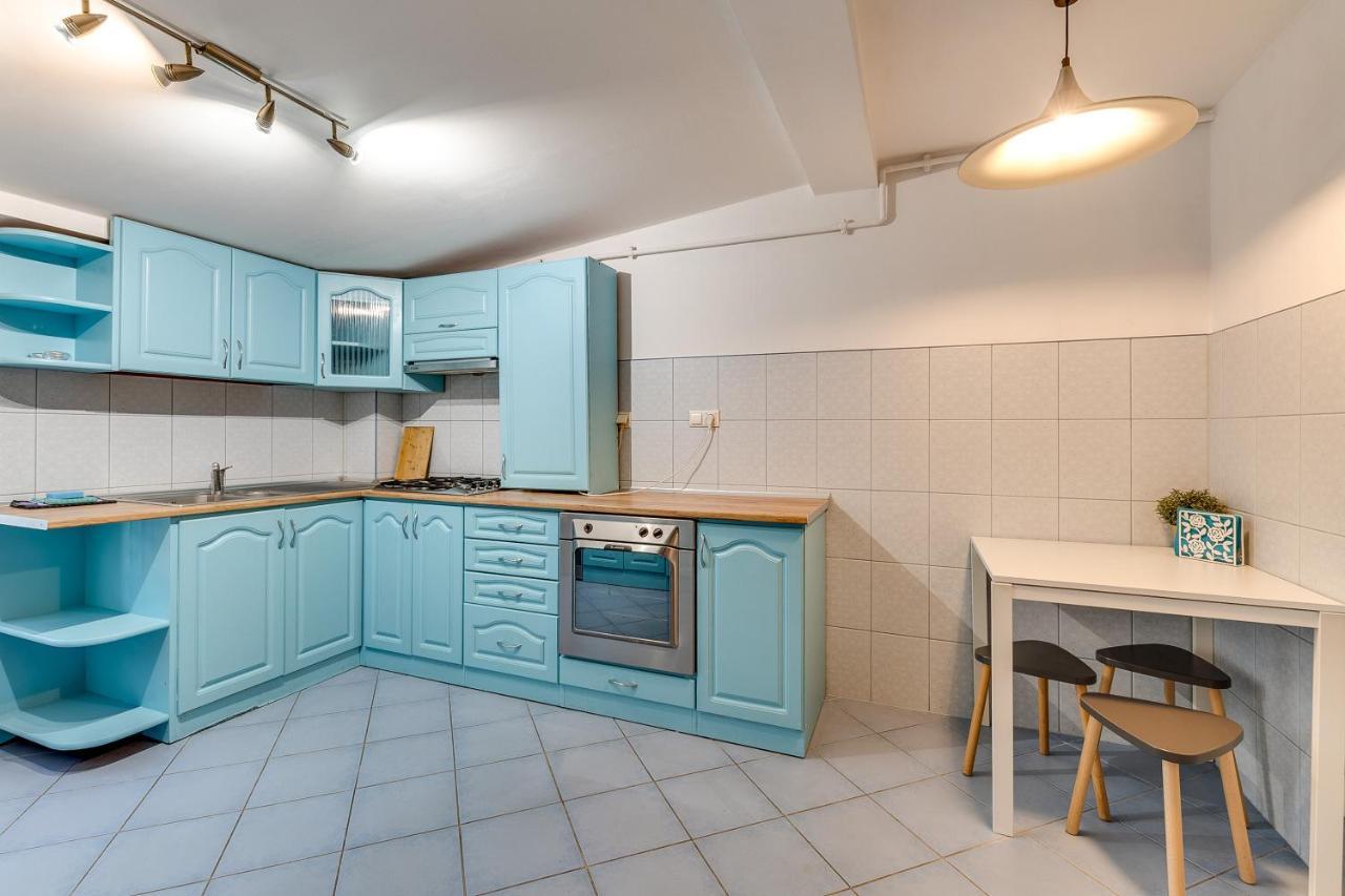 Apartament Poddasze Przy Palmiarni Gliwice Exterior photo
